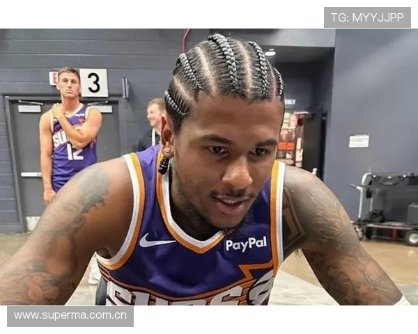 马威谈杰伦格林伤退盼无大碍赞其拼尽全力重返赛场为球队而战精神